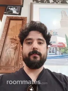 Roommate looking Sacramento, CA, $700