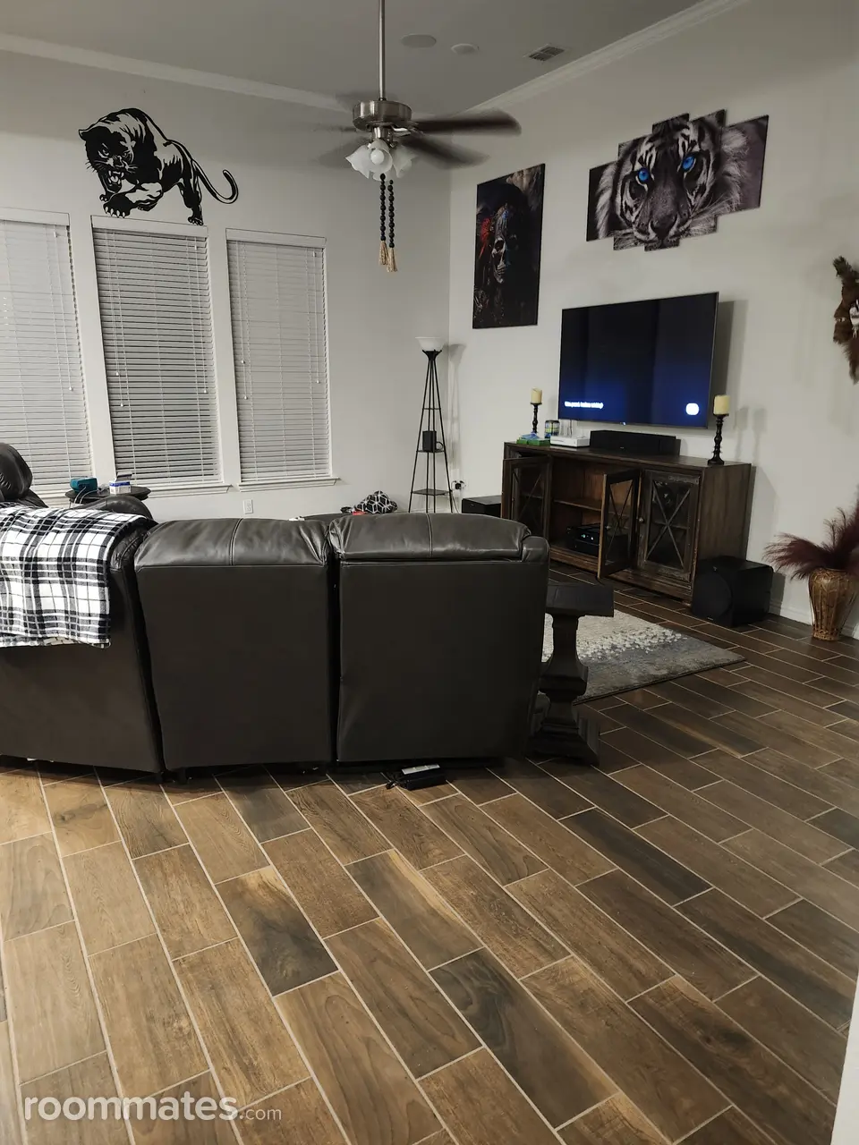 Profile photo 1 of 11