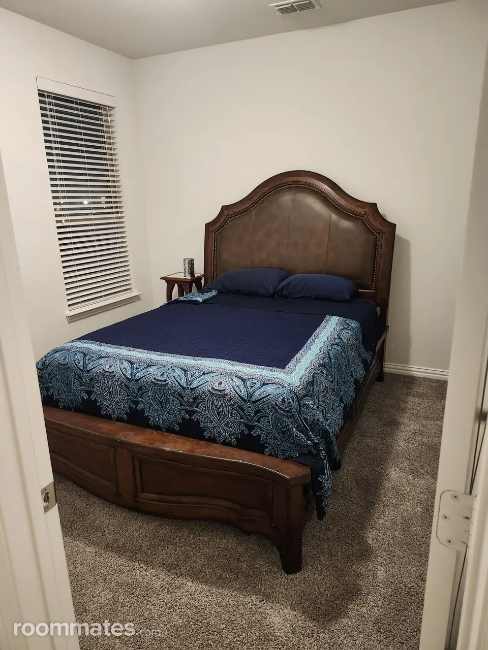 Profile photo 4 of 11