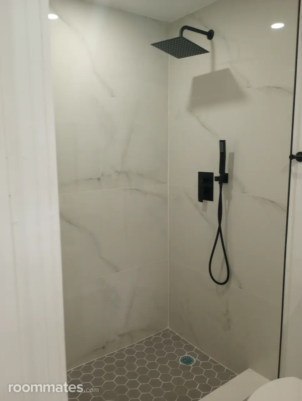 Profile photo 2 of 7