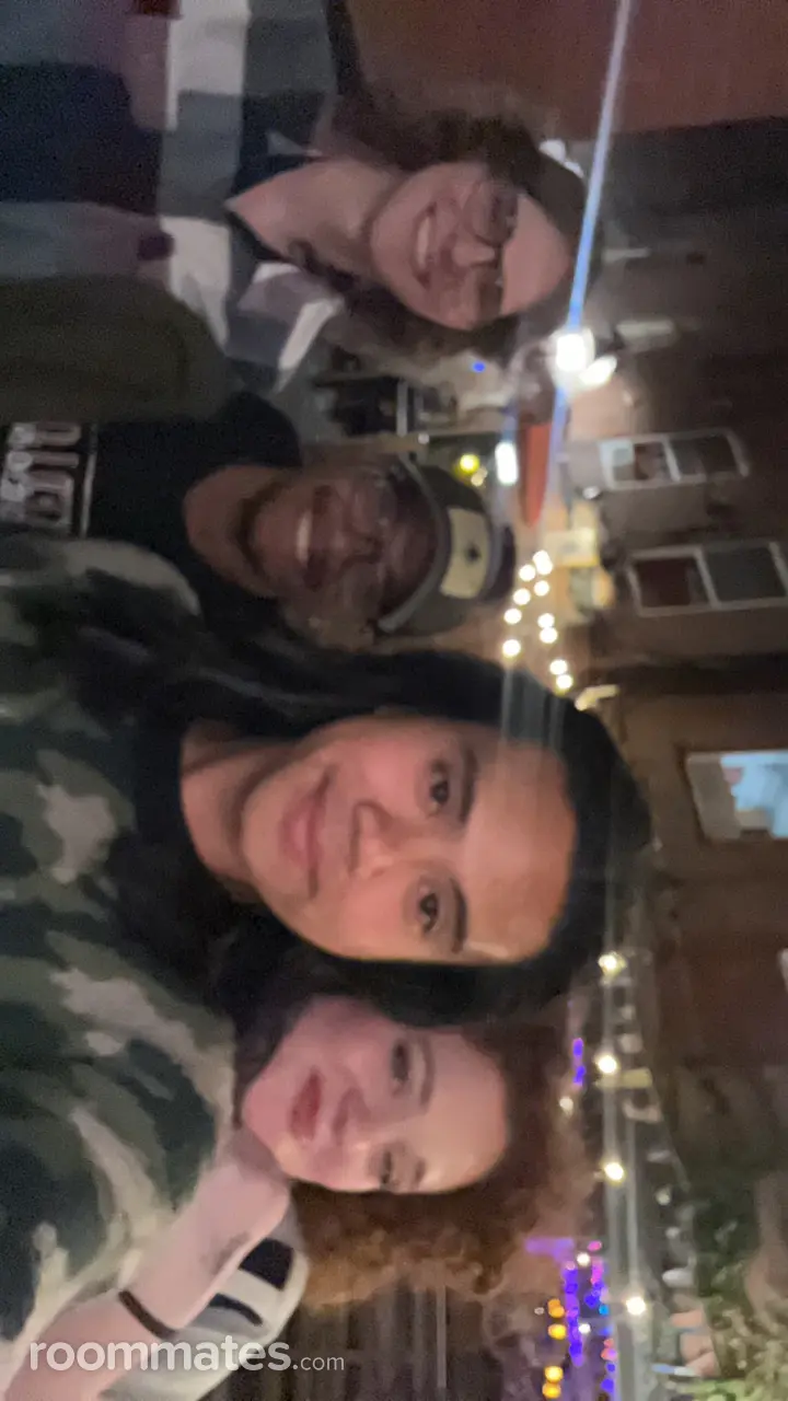 Profile photo 3 of 7