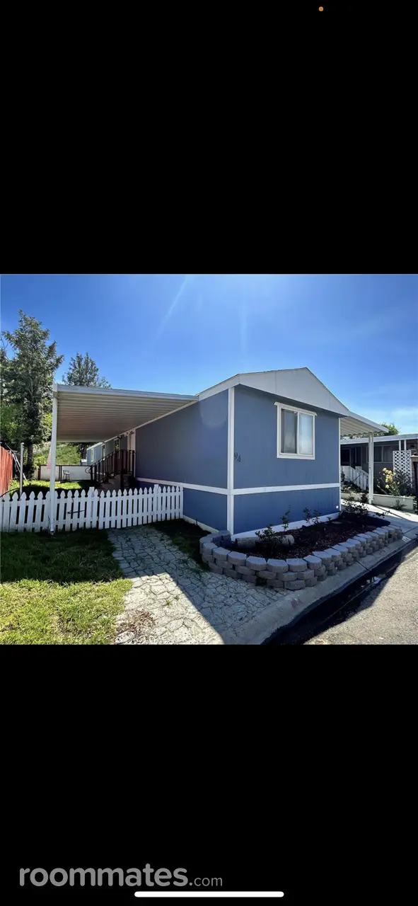 Profile photo 2 of 10