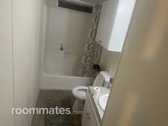 Room for rent in Colton, CA $850, house