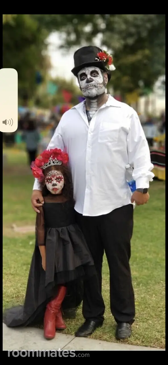 Profile photo 9 of 10