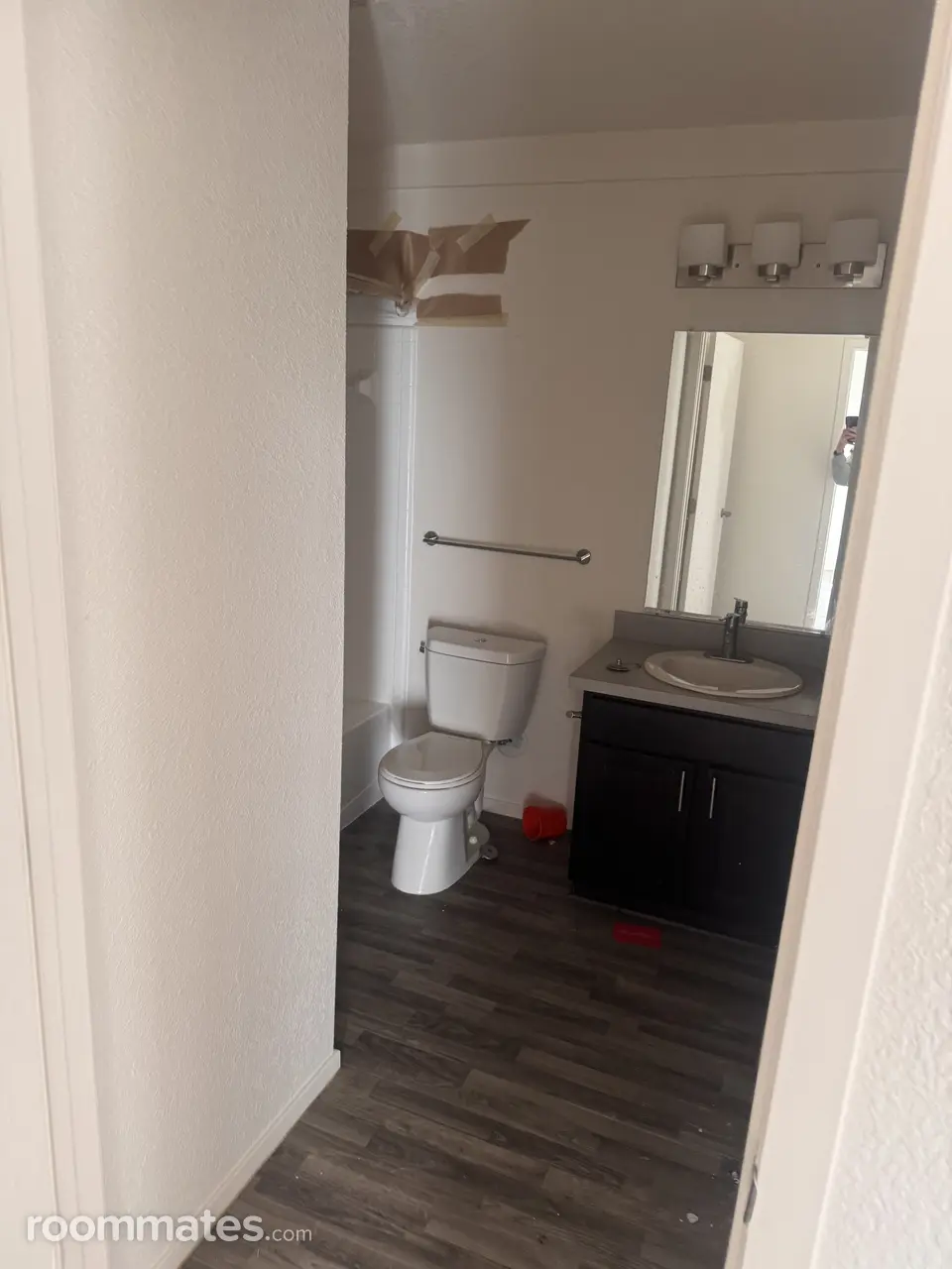 Profile photo 1 of 10