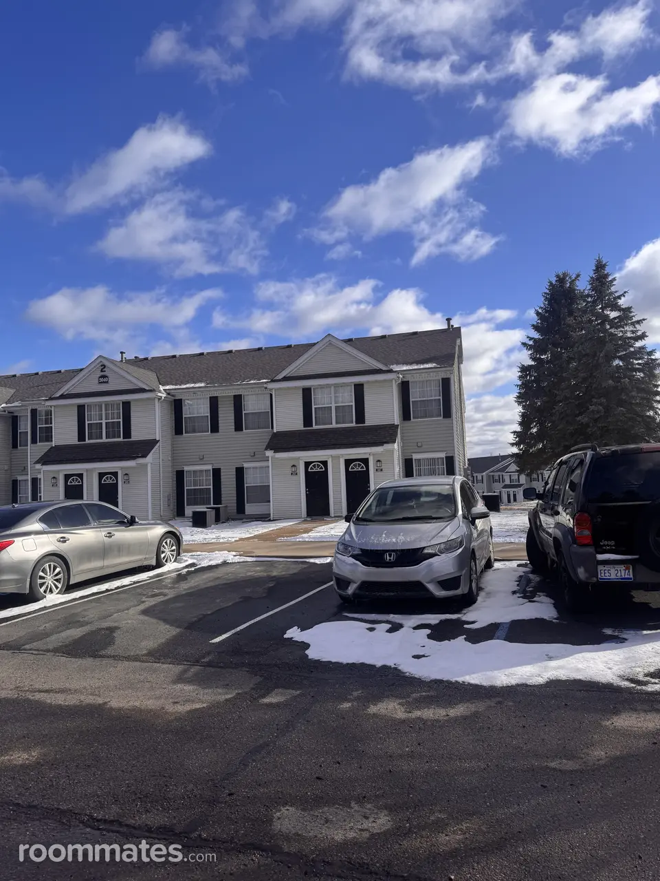 Profile photo 3 of 10