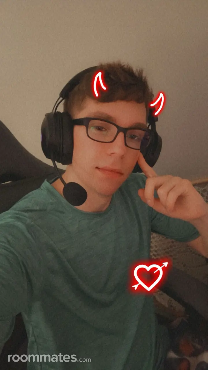 Profile photo 10 of 10