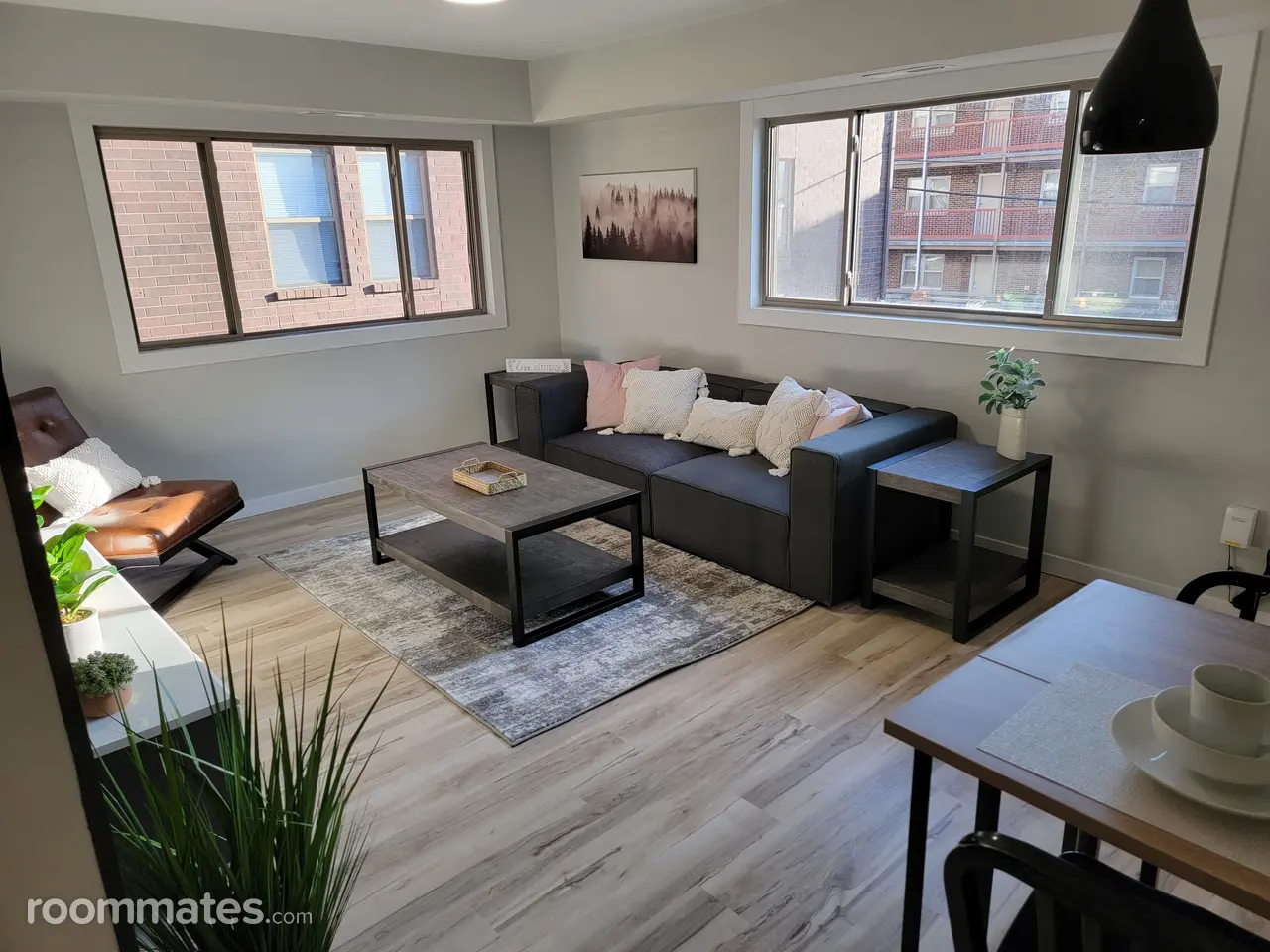 Profile photo 3 of 9