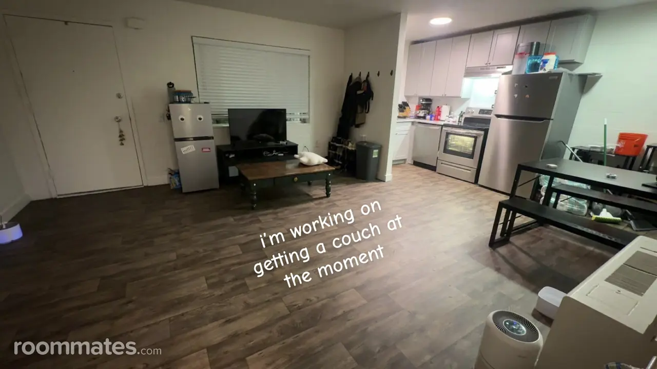 Profile photo 1 of 7