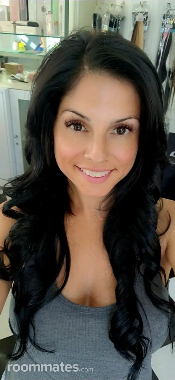 Profile photo 1 of 1