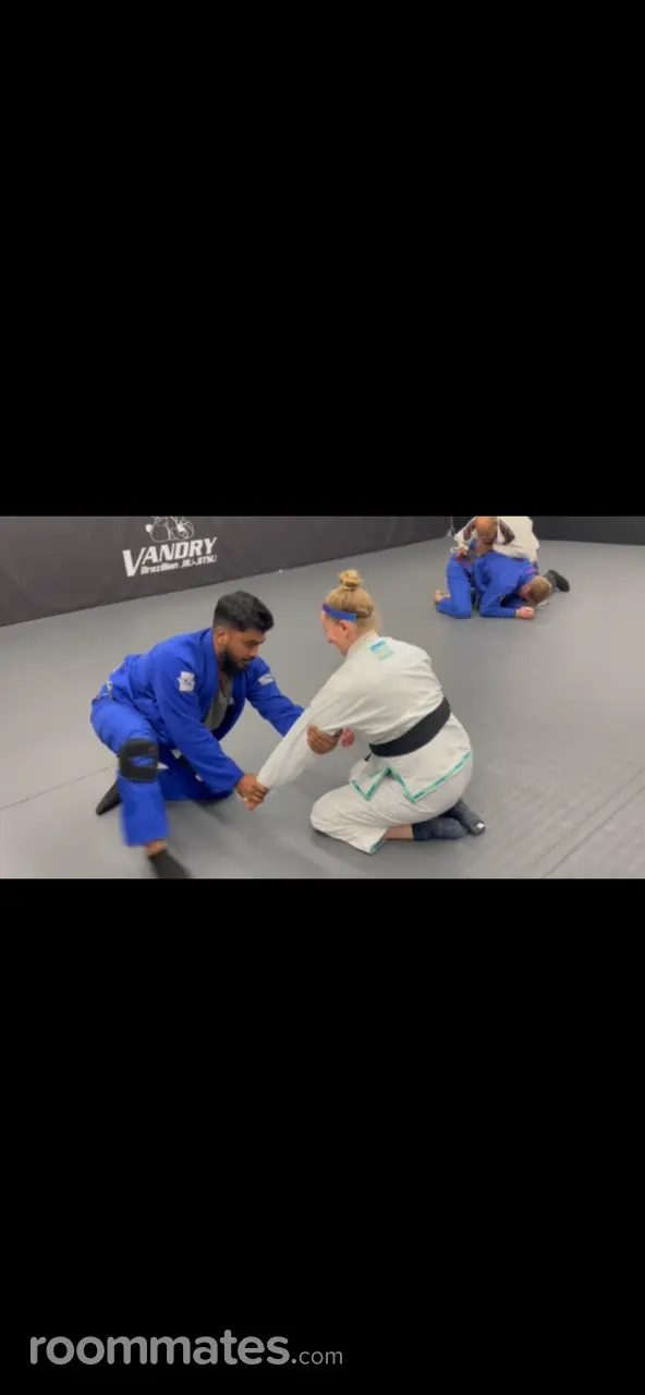 Profile photo 12 of 13