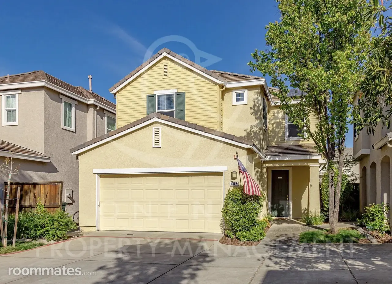 Profile photo 2 of 10