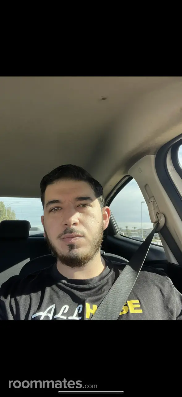 Profile photo 5 of 5