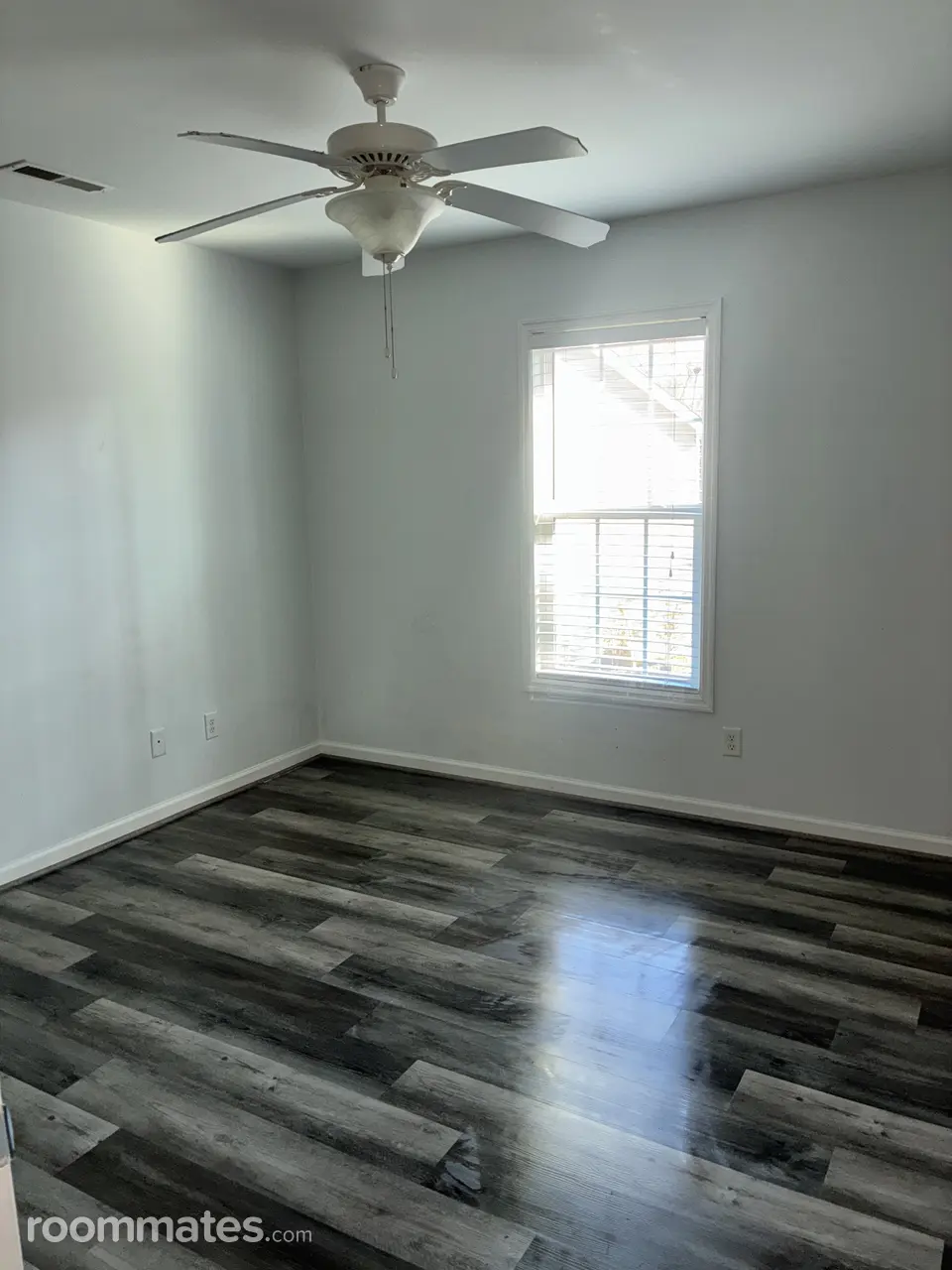 Profile photo 2 of 4