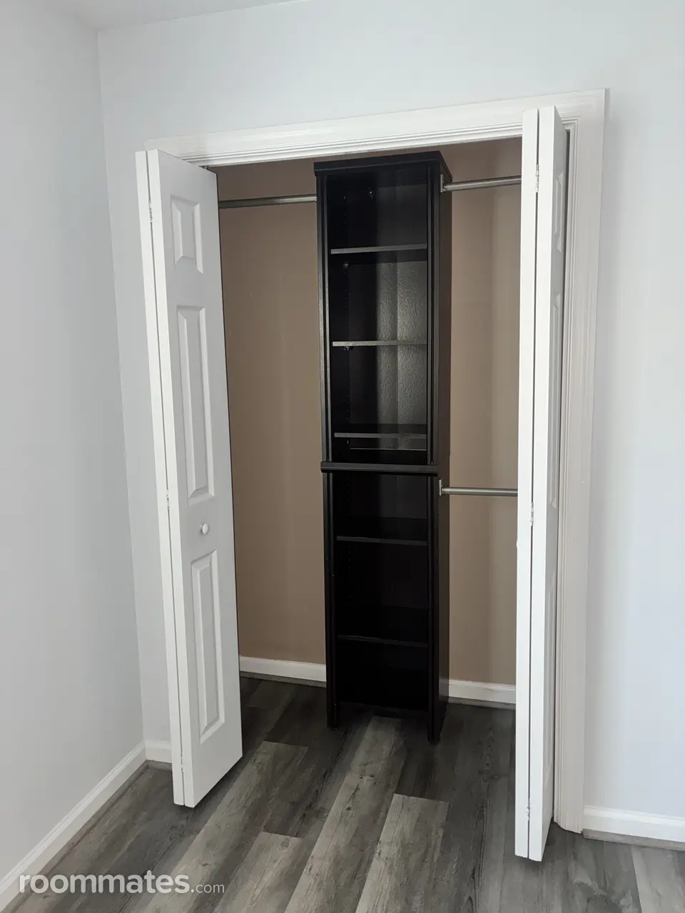 Profile photo 1 of 4