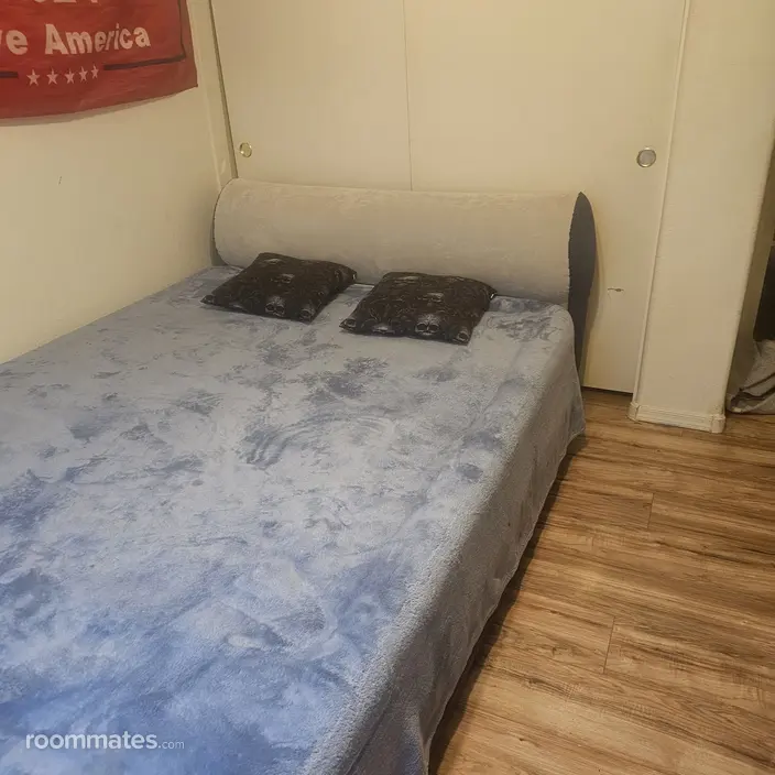 Room for rent in Mesa, AZ $700, condo