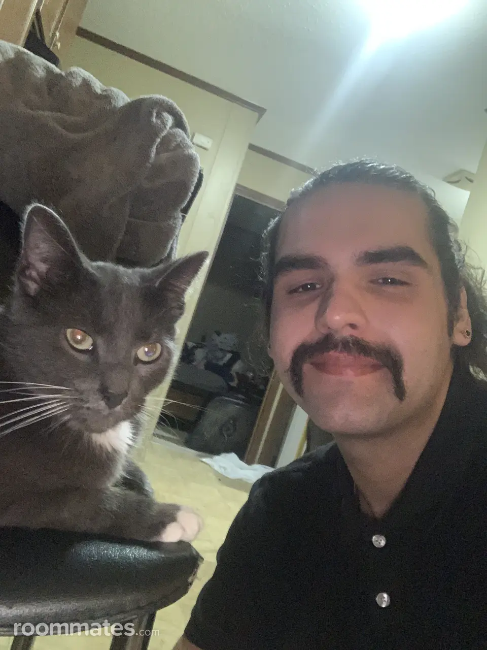 Profile photo 1 of 10