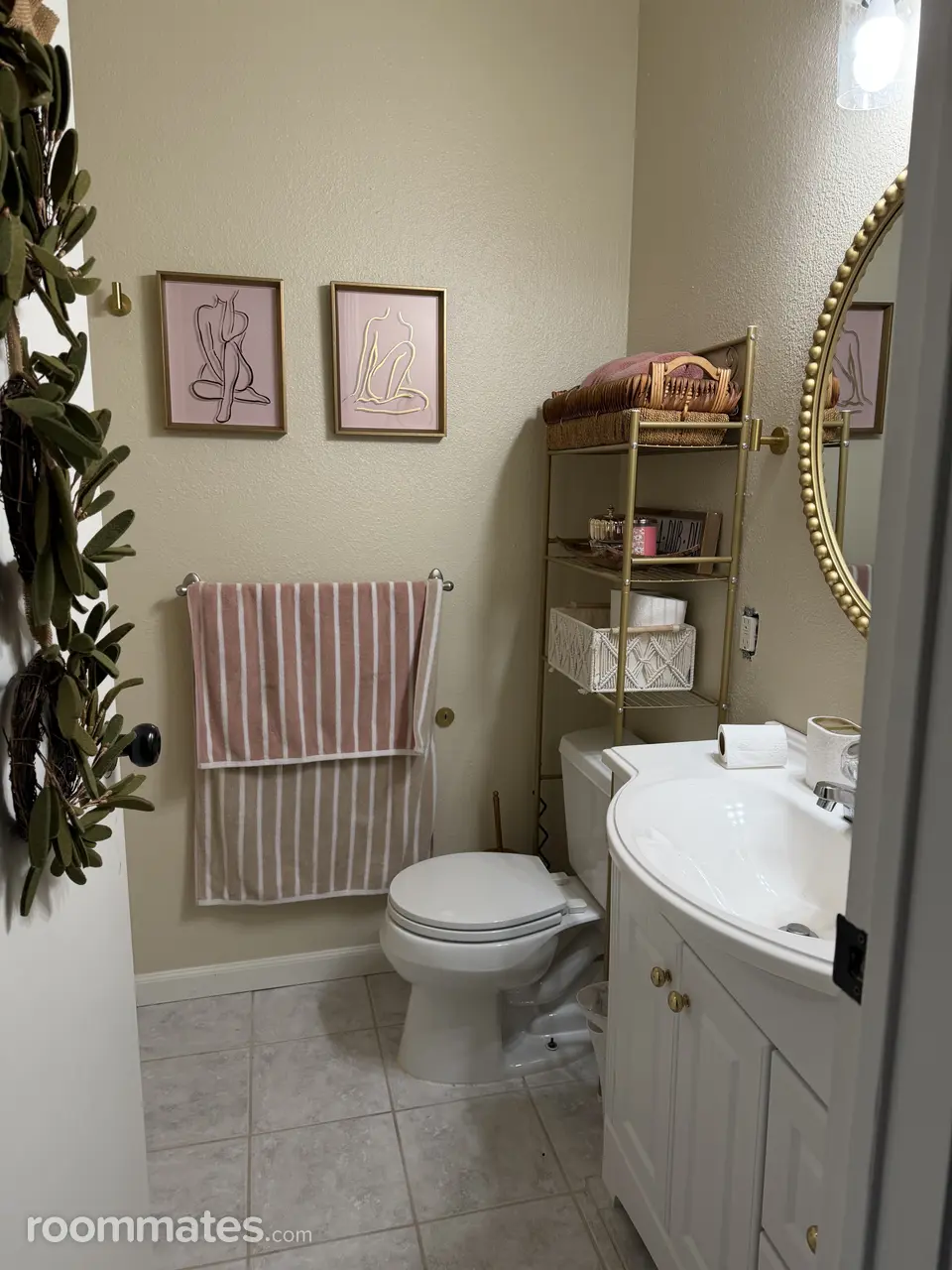 Profile photo 4 of 7