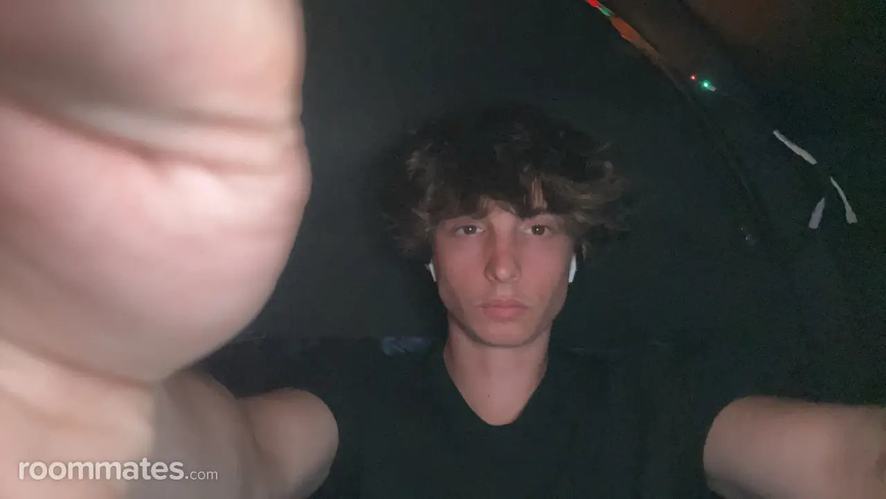 Profile photo 1 of 1