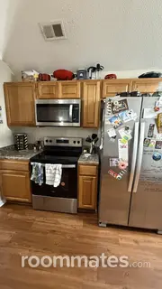 Room for rent in Savannah, GA $800, house