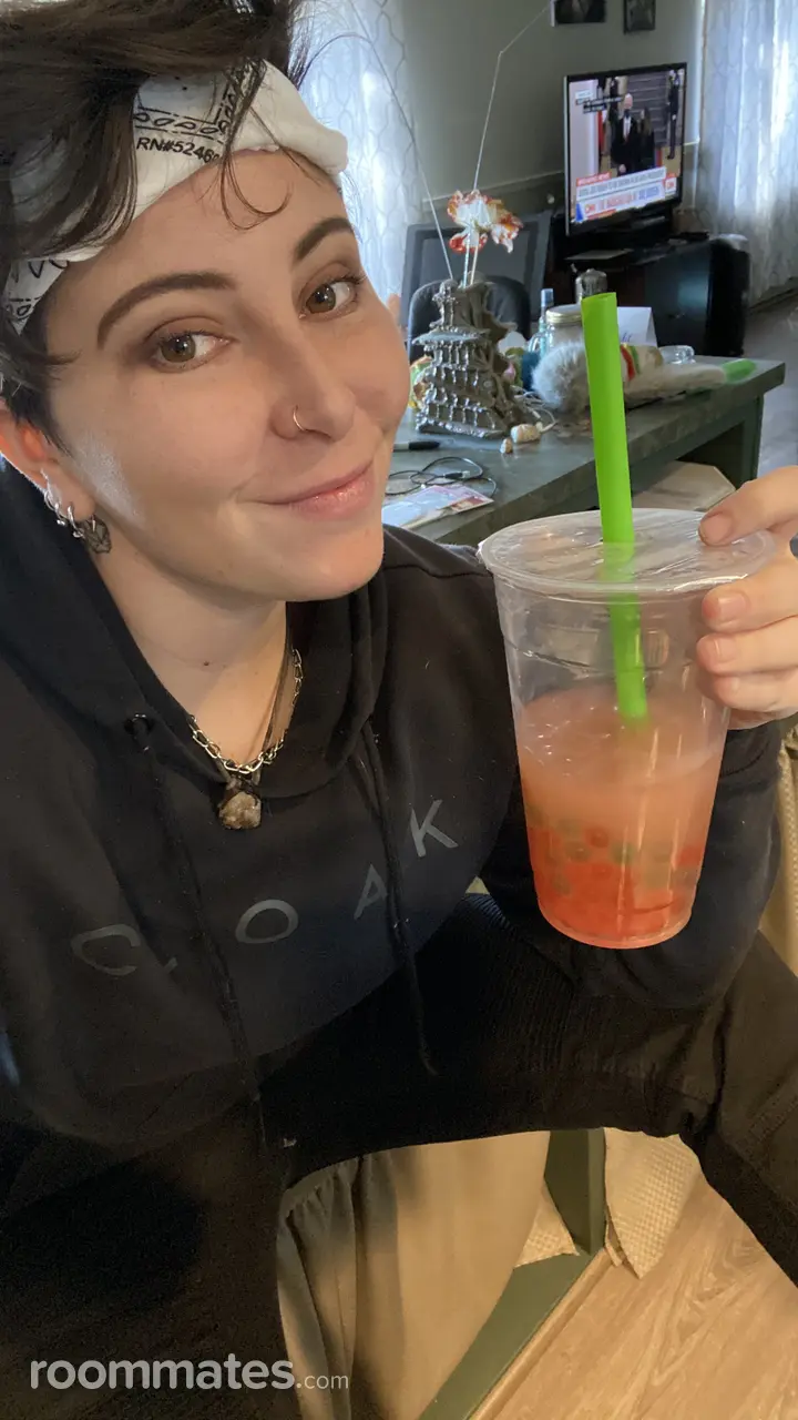 Profile photo 16 of 18