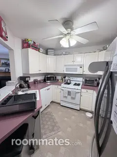 Room for rent in Methuen, MA $1000, condo