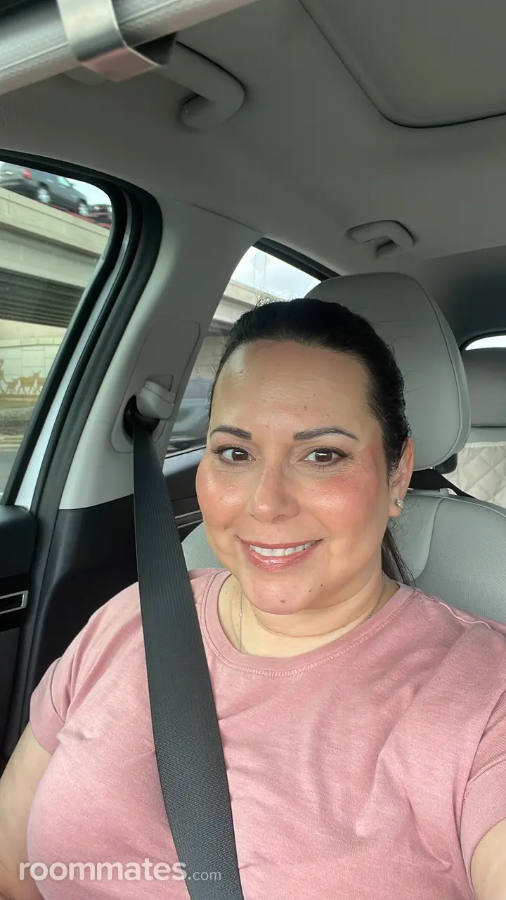 Profile photo 9 of 9