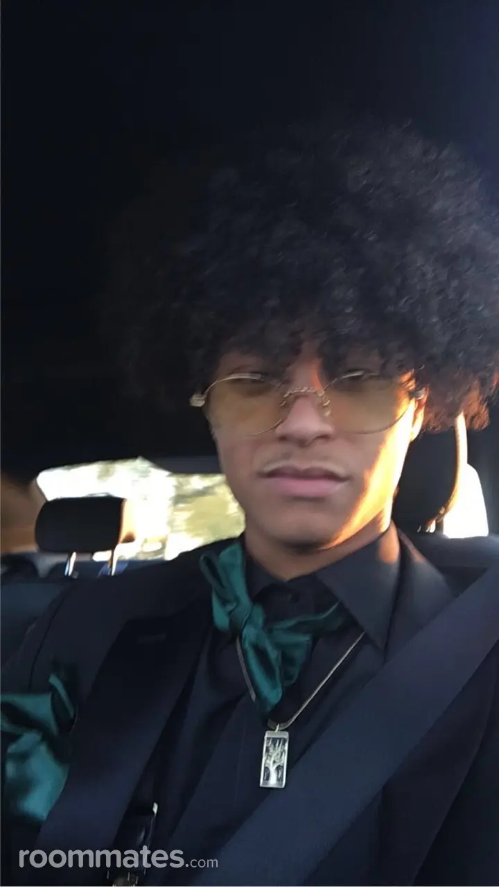 Profile photo 1 of 1