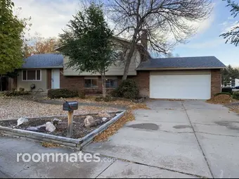 Room for rent in Fort Collins, CO $950, house