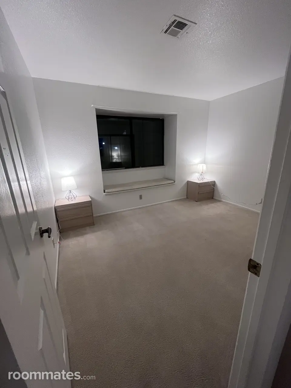 Profile photo 4 of 8