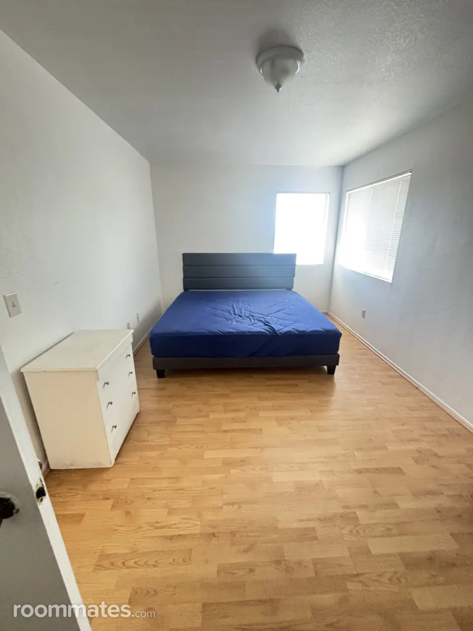 Profile photo 4 of 6