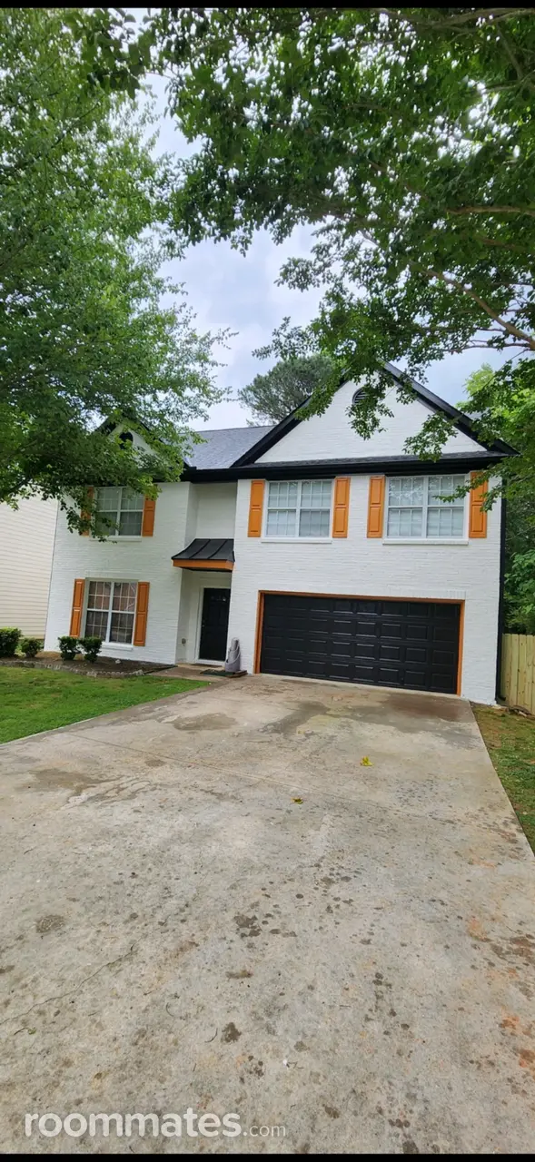 Profile photo 3 of 7