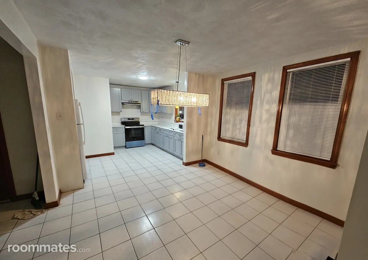 Profile photo 9 of 11