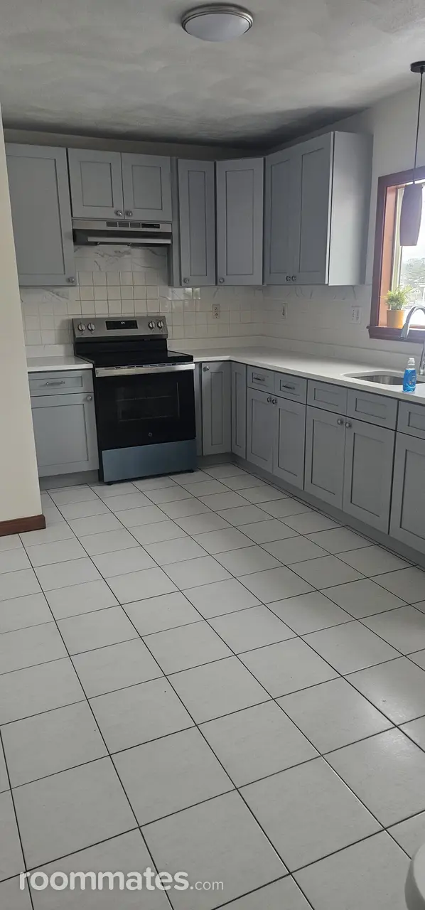 Profile photo 3 of 11