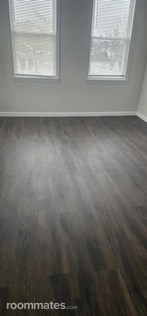 Profile photo 4 of 11