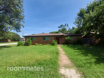 Room for rent in North Richland Hills, TX $650, house