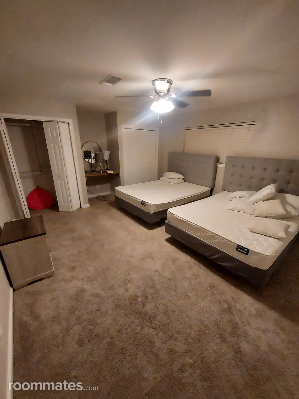 Profile photo 2 of 6