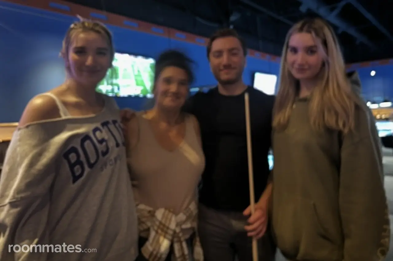 Profile photo 5 of 6