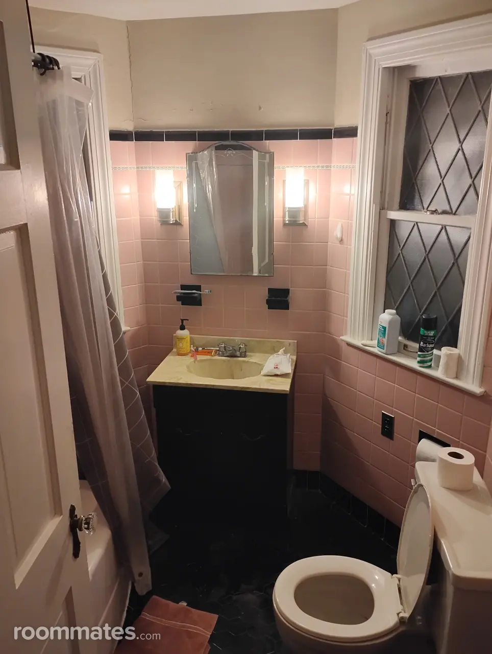 Profile photo 1 of 6