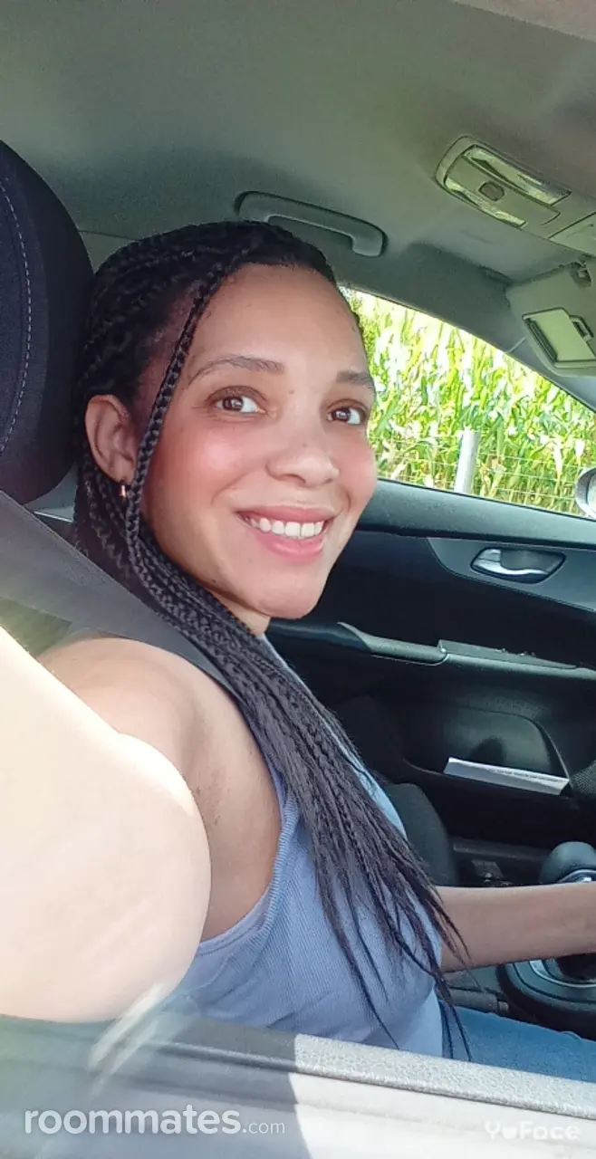 Profile photo 3 of 4