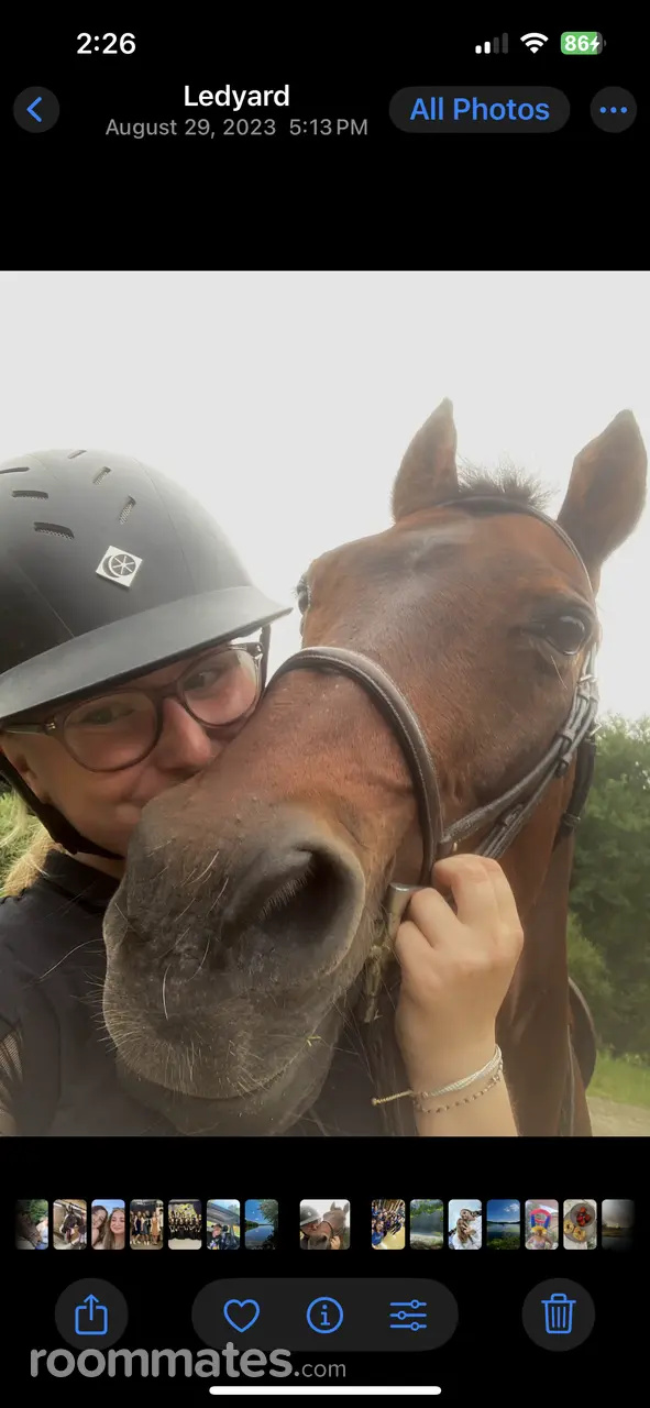 Profile photo 11 of 15