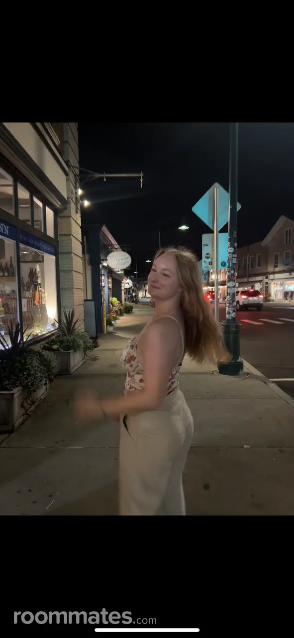 Profile photo 13 of 15