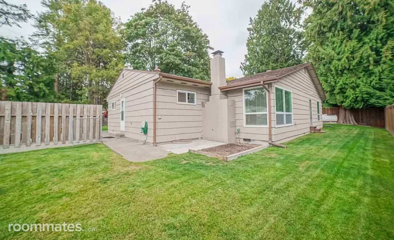 Profile photo 6 of 9