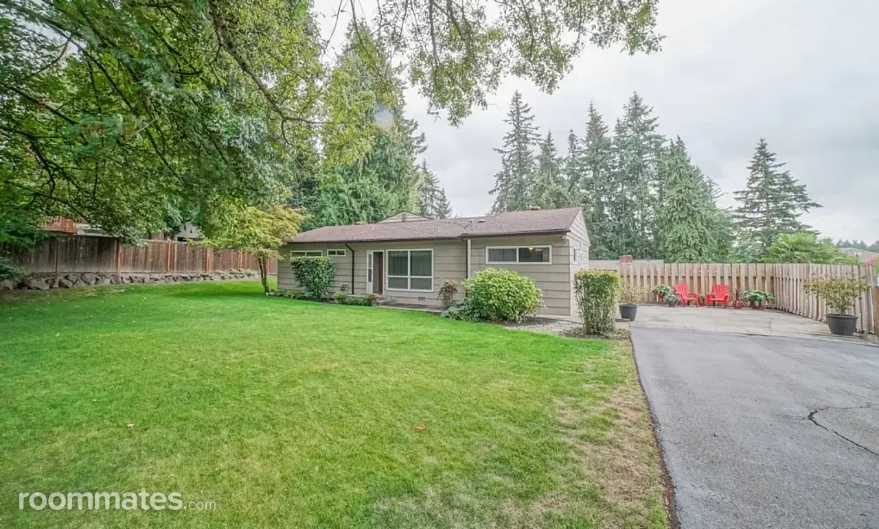 Profile photo 5 of 9