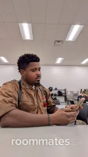 Roommate looking Arlington TX, $700