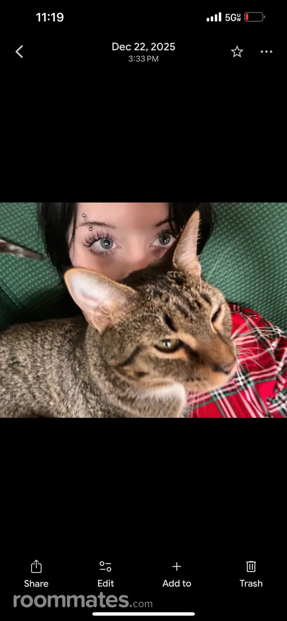 Profile photo 4 of 8