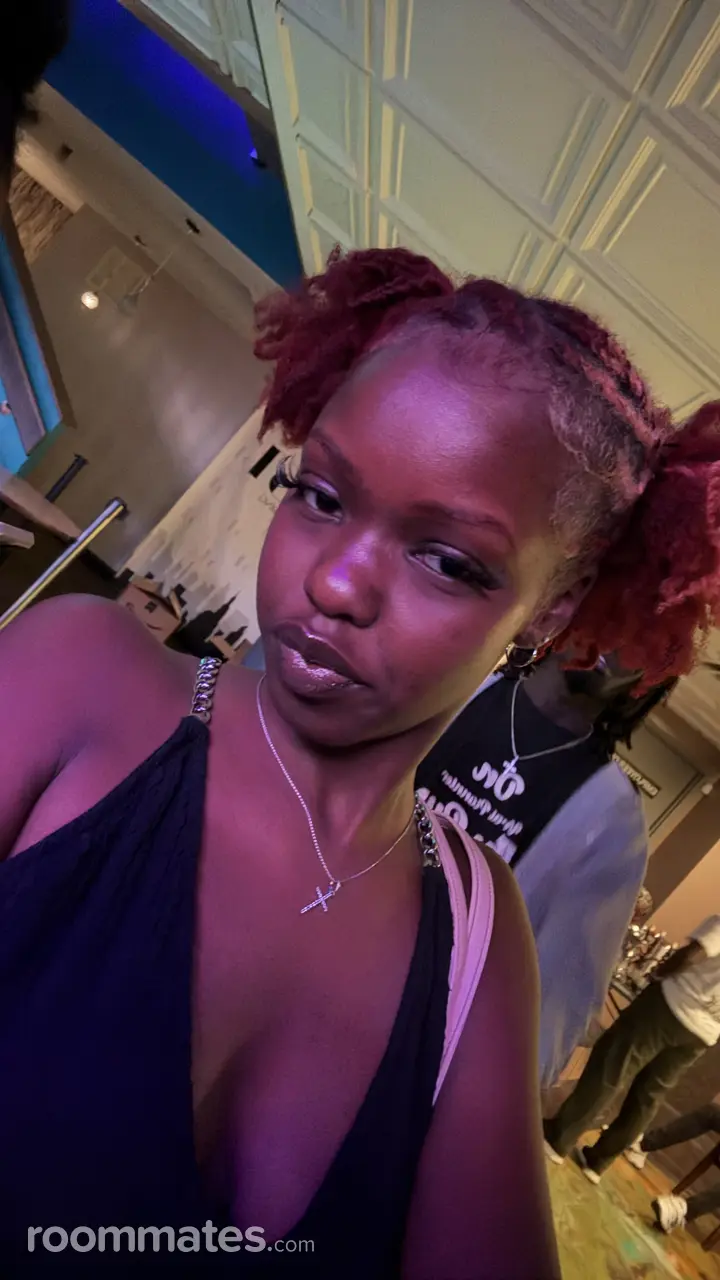 Profile photo 6 of 9