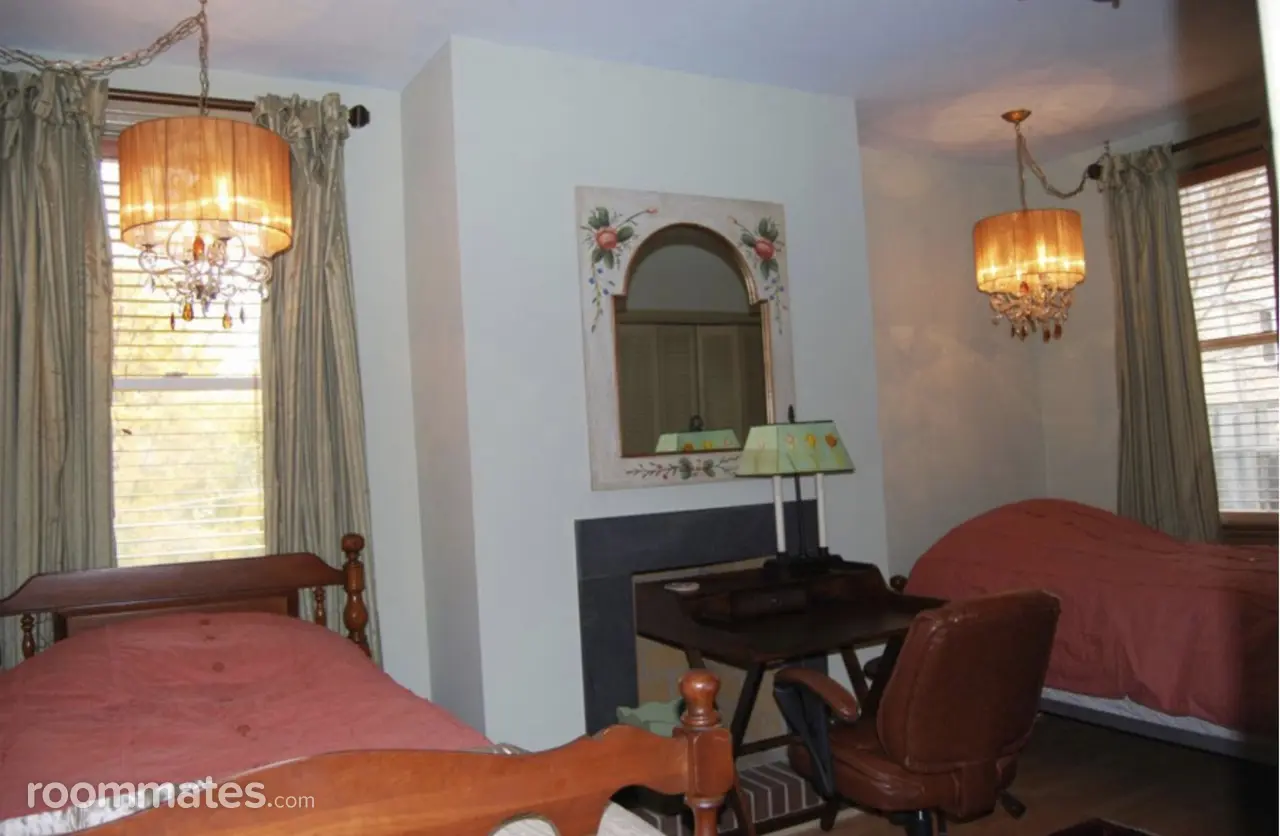 Profile photo 2 of 6