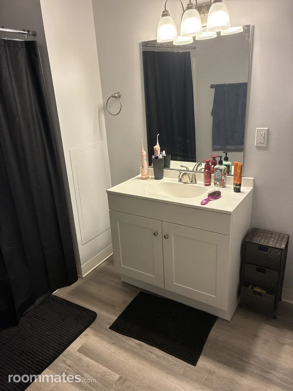 Profile photo 6 of 13