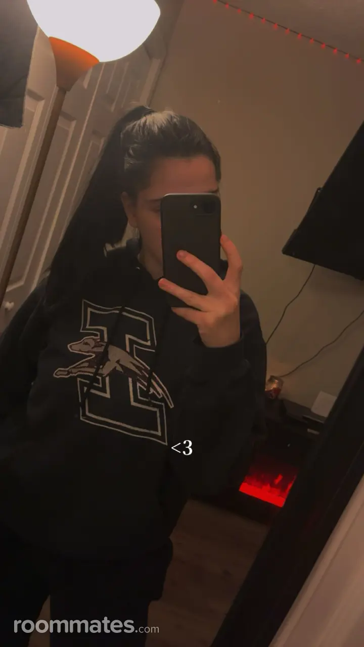 Profile photo 8 of 13